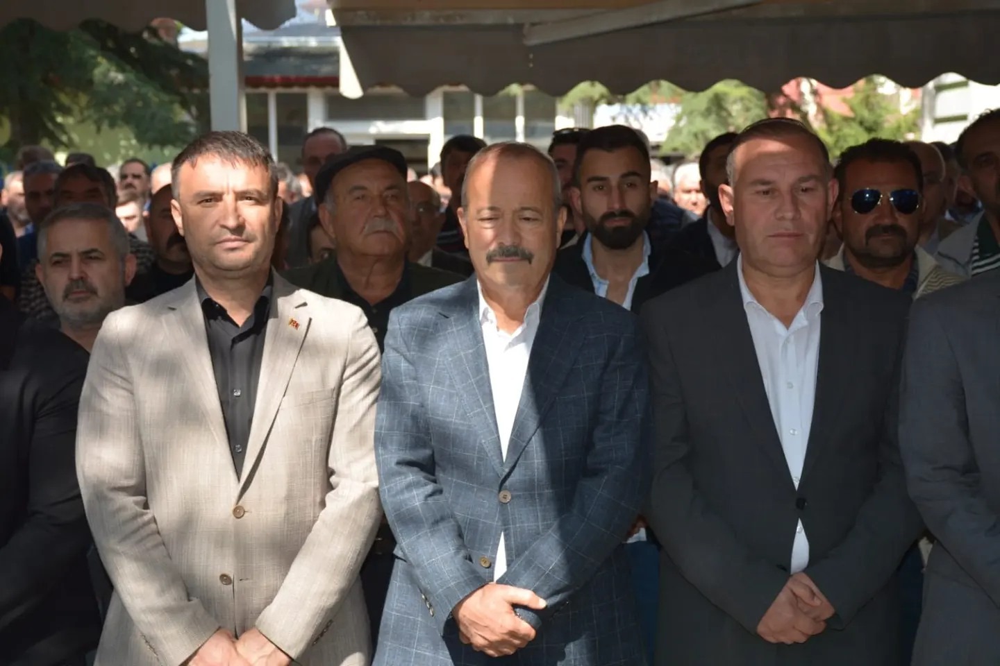 TAYTAK ÖZTÜRK AİLESİNİ YALNIZ BIRAKMADI