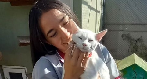 AFYONLU ÖĞRENCİLER TOPLUMSAL BİR KONUYA DİKKAT ÇEKTİ
