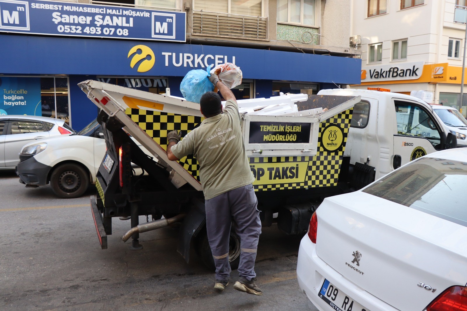 ÇÖP TAKSİ HİZMET VERMEYE BAŞLADI