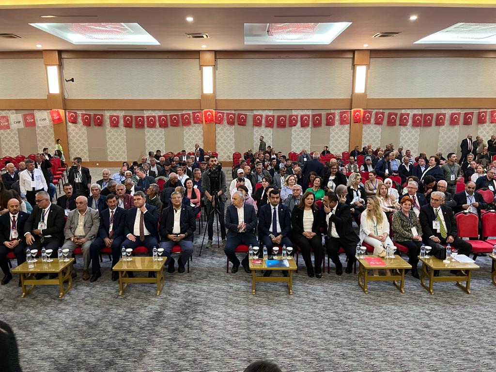 ESKİ VEKİL KILIÇDAROĞLU'NU ELEŞTİRDİ