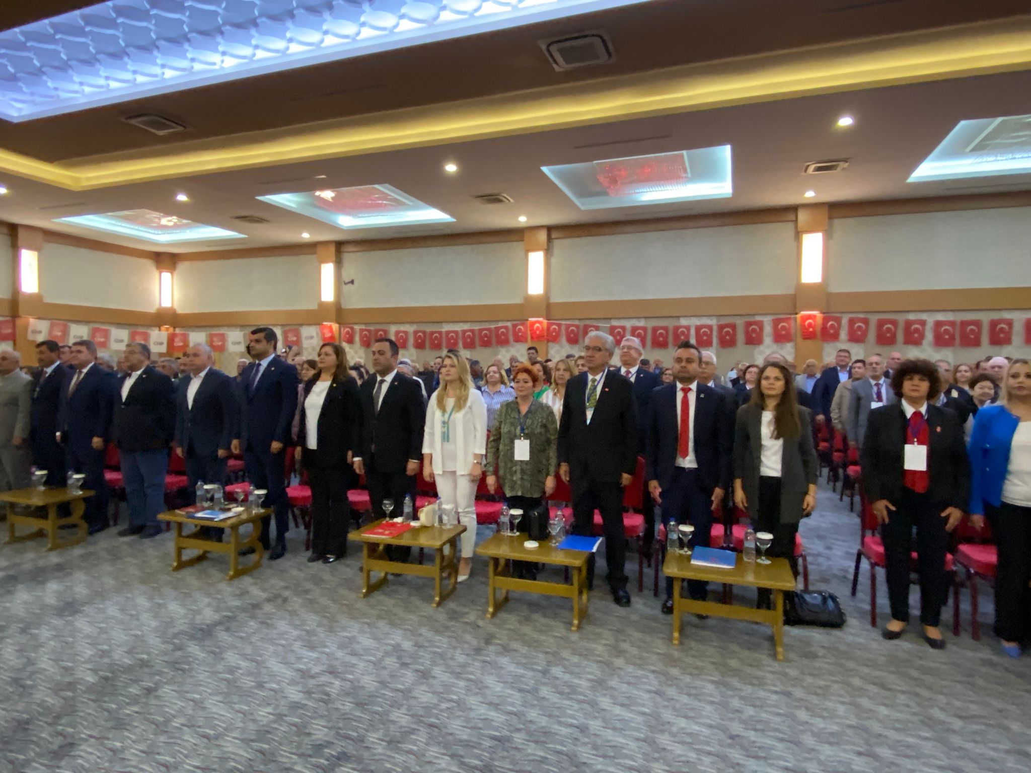 ESKİ VEKİL KILIÇDAROĞLU'NU ELEŞTİRDİ