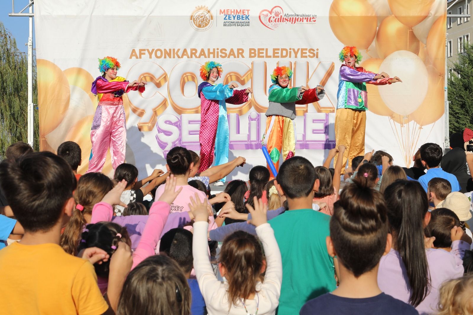 EN SAMİMİ KUCAKLAŞMA