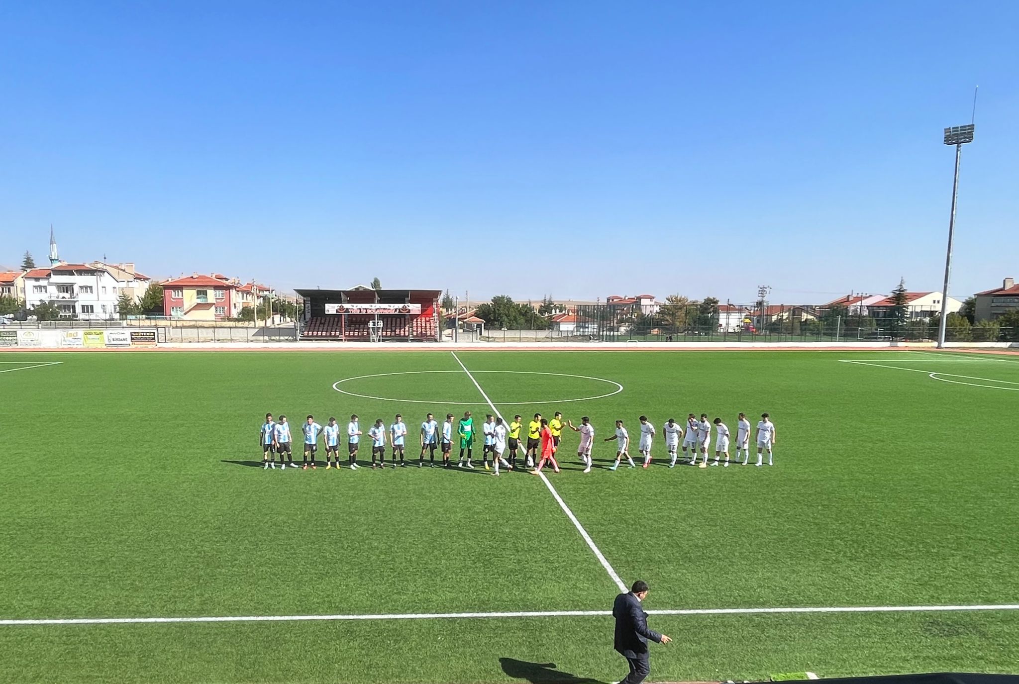 DİŞLİ BELEDİYE HİBRİTSPOR “SOLAK”LA KAZANDI