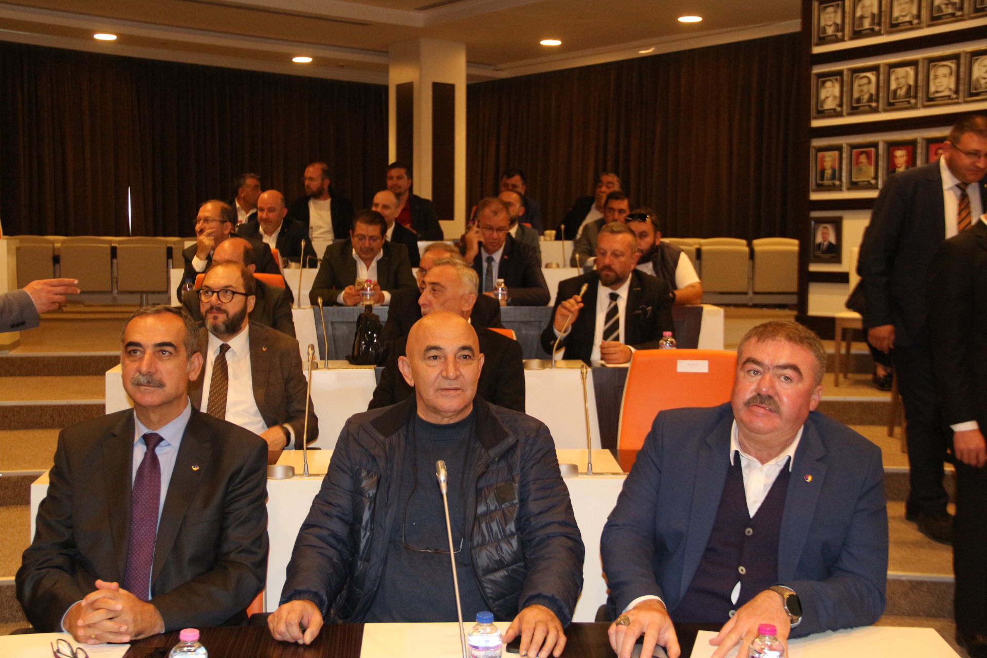 BİLENLER BİLMEYENLERE ANLATACAK
