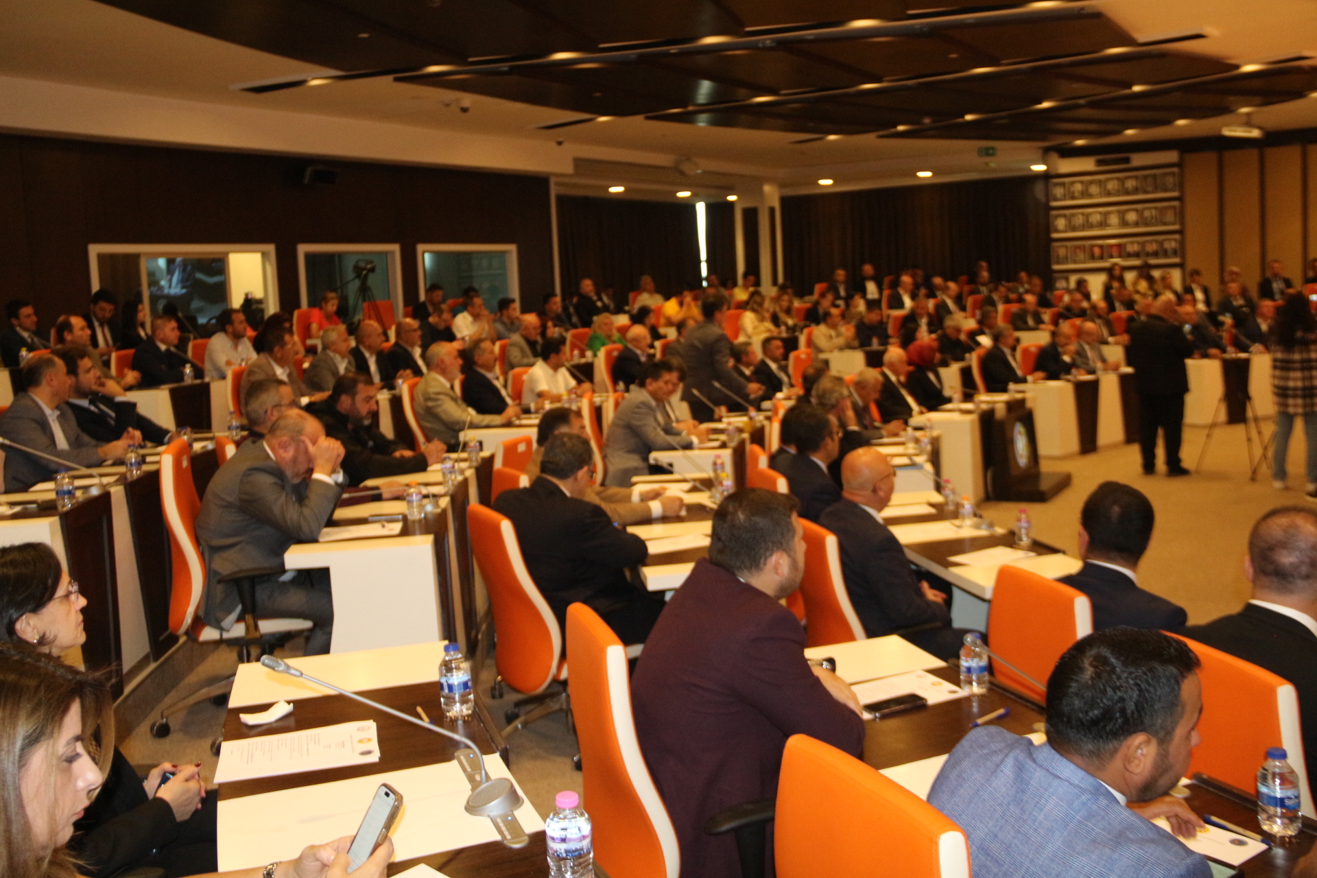 BİLENLER BİLMEYENLERE ANLATACAK
