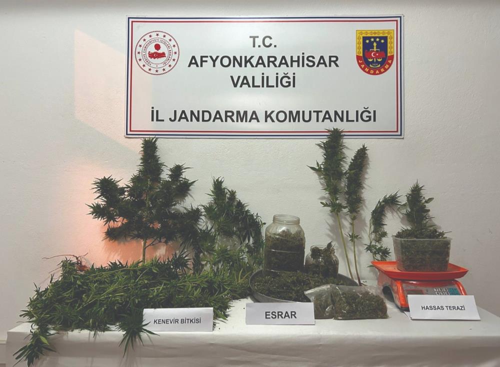 JANDARMADAN UYUŞTURUCU BASKINI