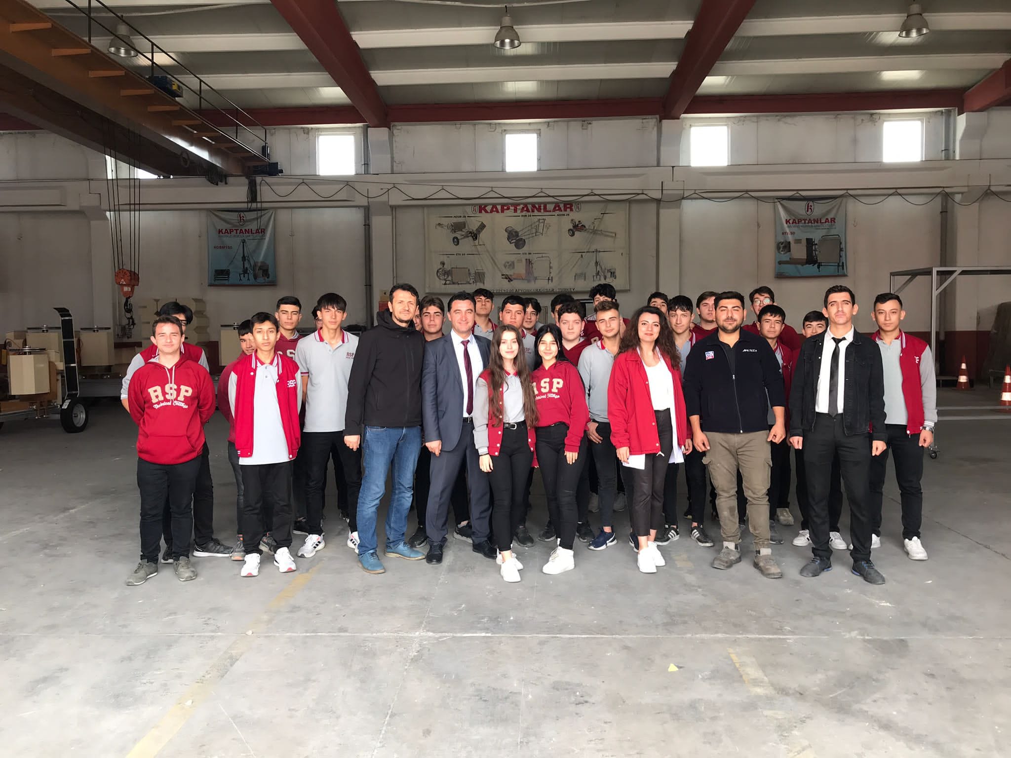 RSP TEKNİK KOLEJİ’NDEN KAPTANLAR MAKİNAYA TEKNİK GEZİ