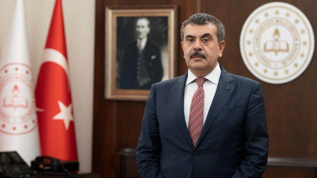 OKULLARDA ARA TATİL KALKIYOR MU?