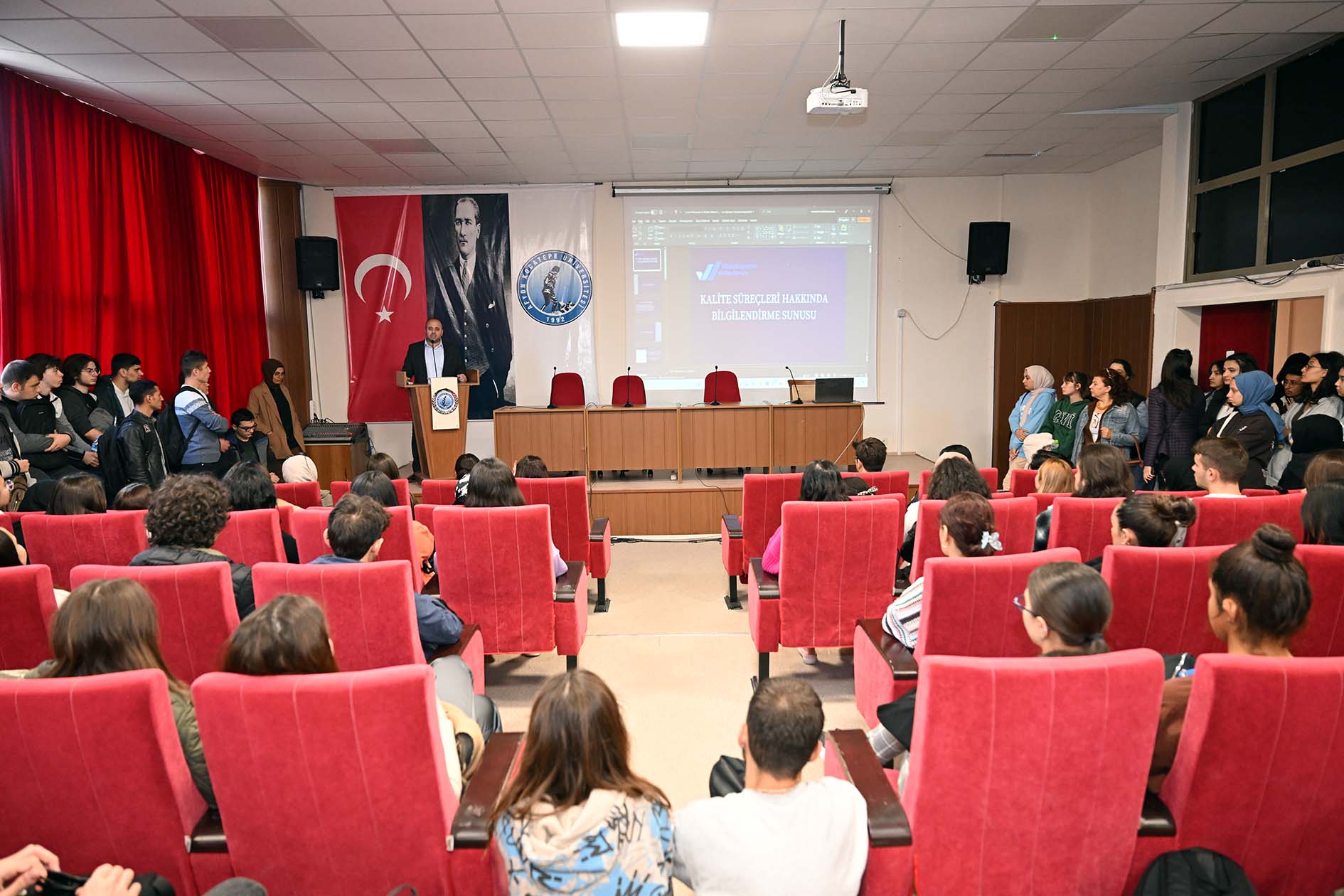 KALİTE SÜREÇLERİ HAKKINDA BİLGİLENDİRİLDİLER
