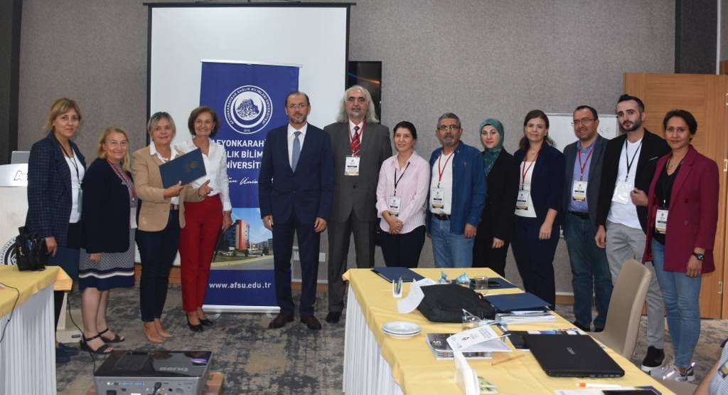 AFSÜ’DE VERİ ANALİZİ VE RAPORLAMA EĞİTİMİ TAMAMLANDI