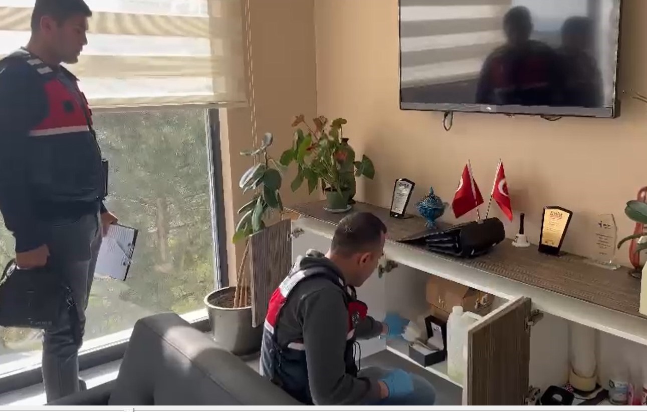JANDARMA 2023 YILINDA DA ZEHİR TACİRLERİNE GÖZ AÇTIRMADI