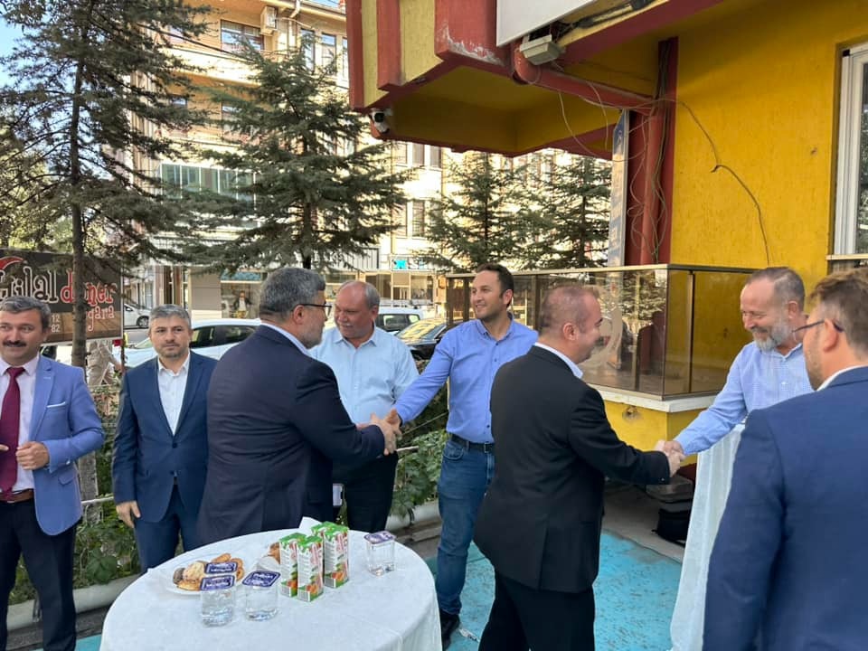 ÖRGÜTLÜ KADIN GÜÇLÜ TOPLUM