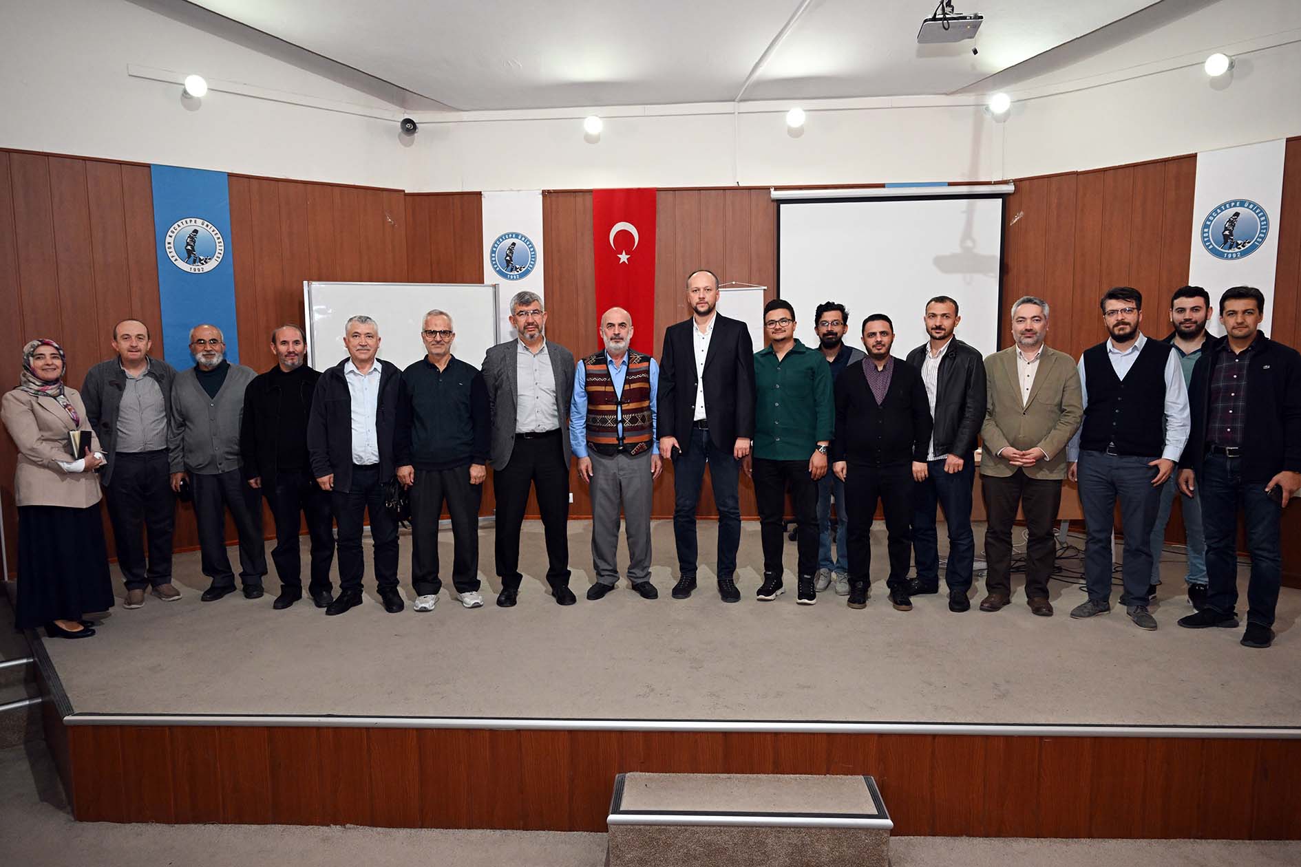 İLAHİYAT FAKÜLTESİ 2023-2024 AKADEMİK YILI AÇTI