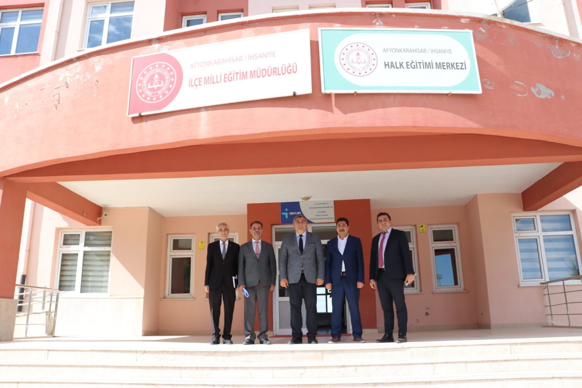 EĞİTİMCİLER İHSANİYE’DE TOPLANDI