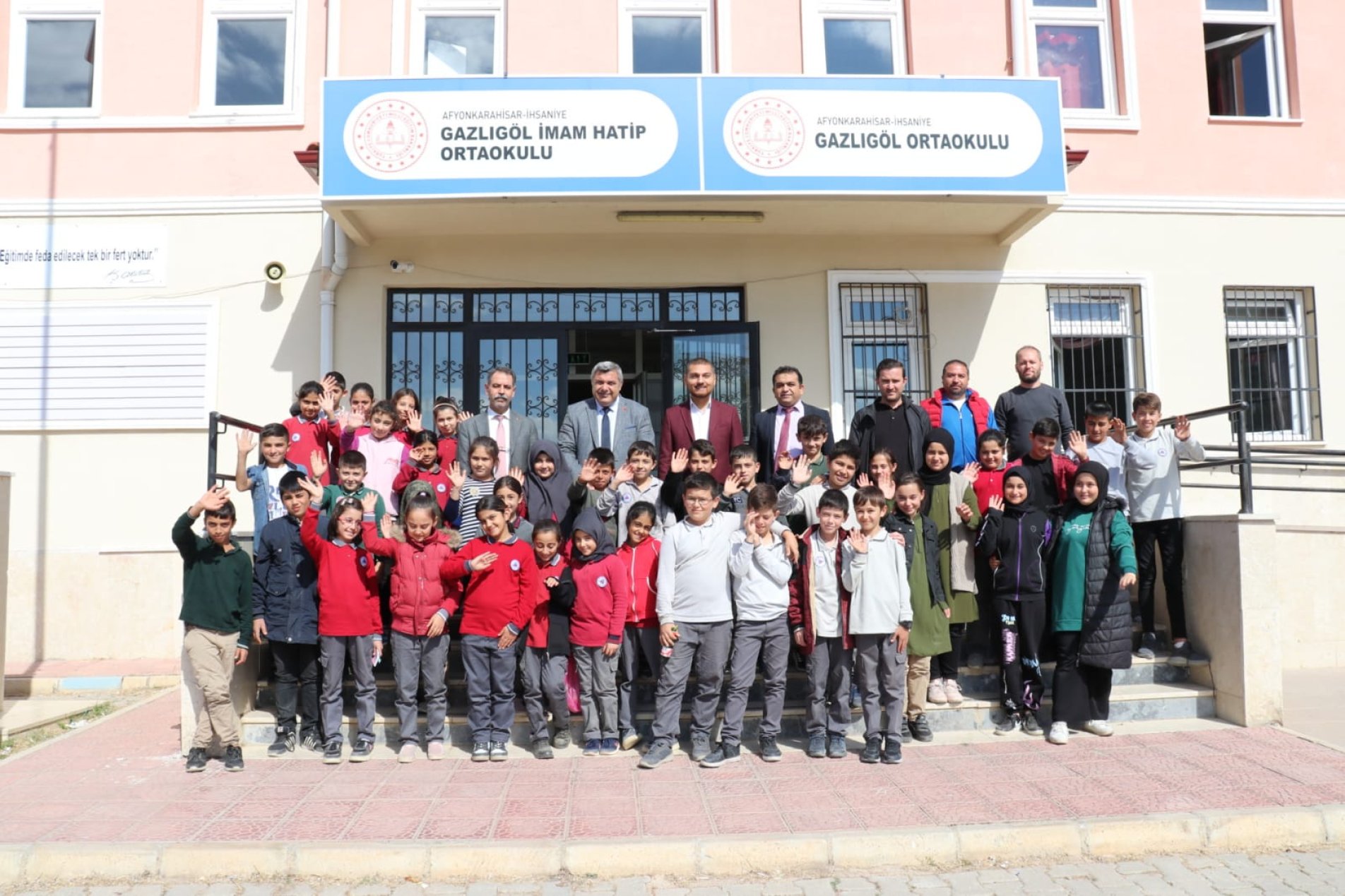 EĞİTİMCİLER İHSANİYE’DE TOPLANDI