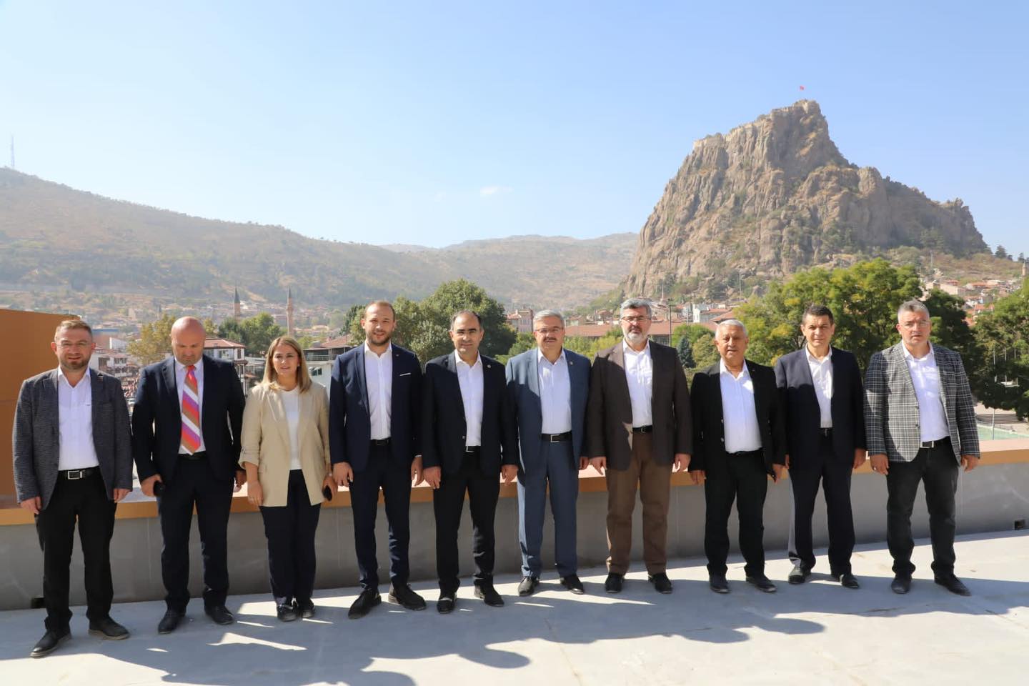 AFYON'DA PROJELER SON SÜRAT DEVAM EDİYOR
