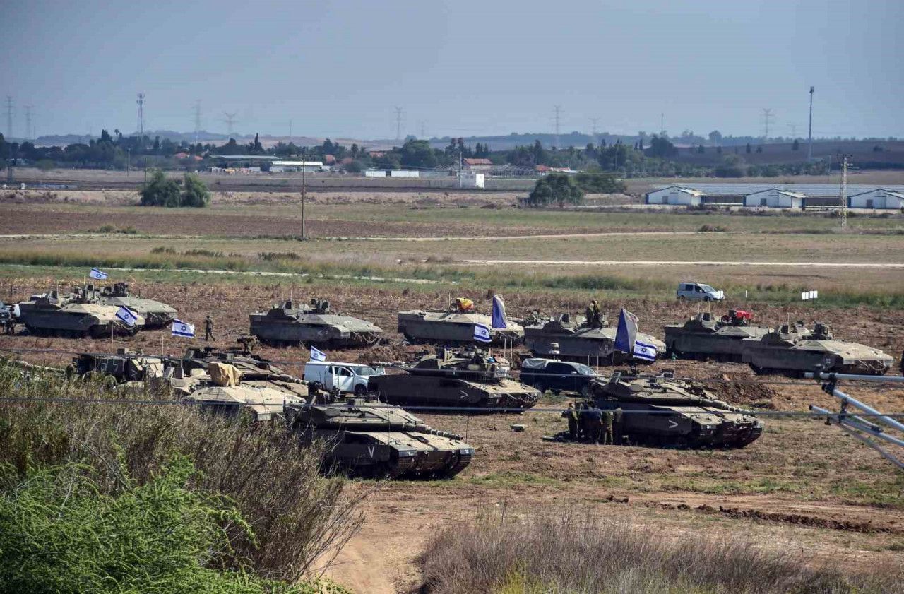 İSRAİL TANKLARLA YENİ BİR CEPHE AÇTI