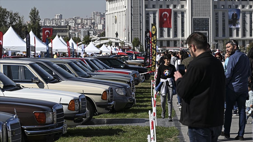 KLASİK OTOMOBİL FESTİVALİ BAŞLADI