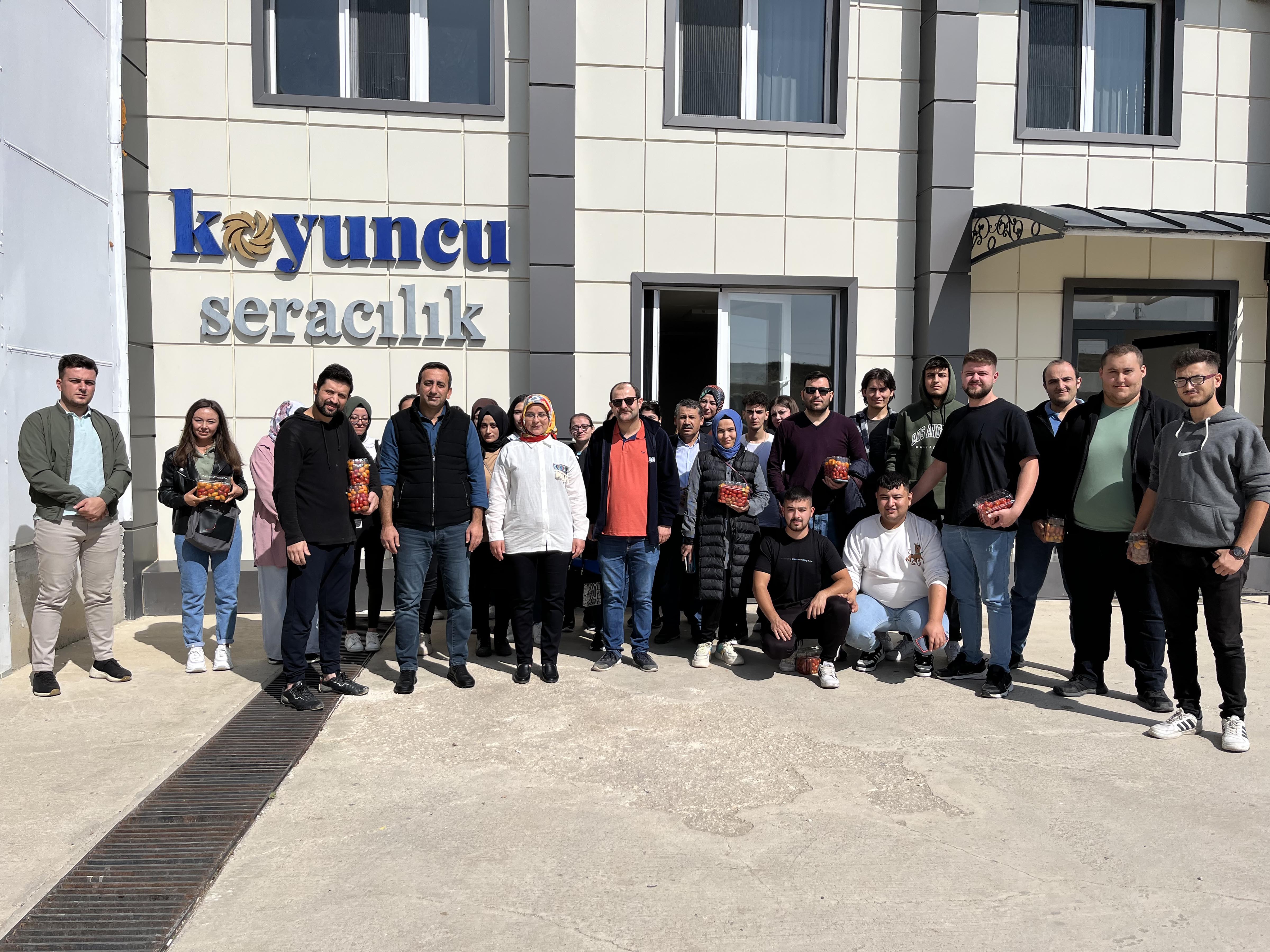 SANDIKLI MYO ÖĞRENCİLERİ SERA UYGULAMALARINI YERİNDE İNCELEDİ