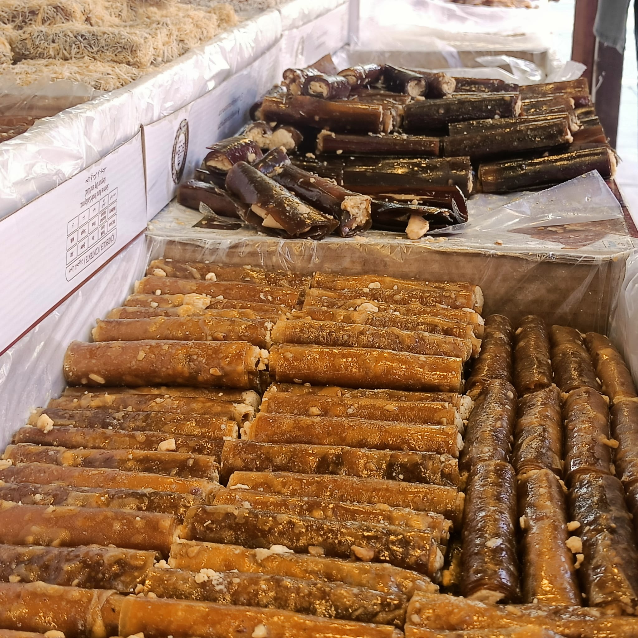 DOĞAL MALZEMEYLE ÜRETİLİYOR ŞİFA DEPOSU OLARAK SATILIYOR