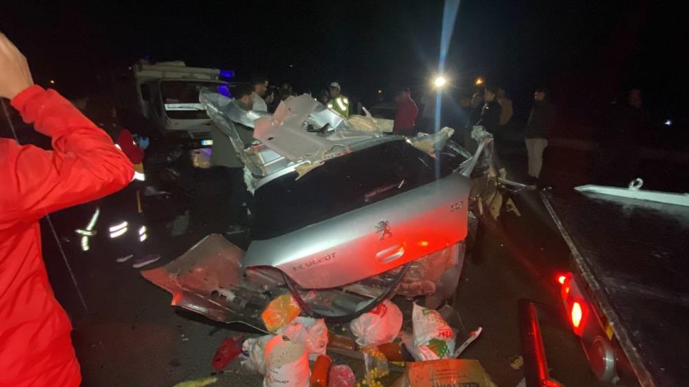 26 ARAÇ KAZAYA KARIŞTI...ORTALIK SAVAŞ ALANINA DÖNDÜ!