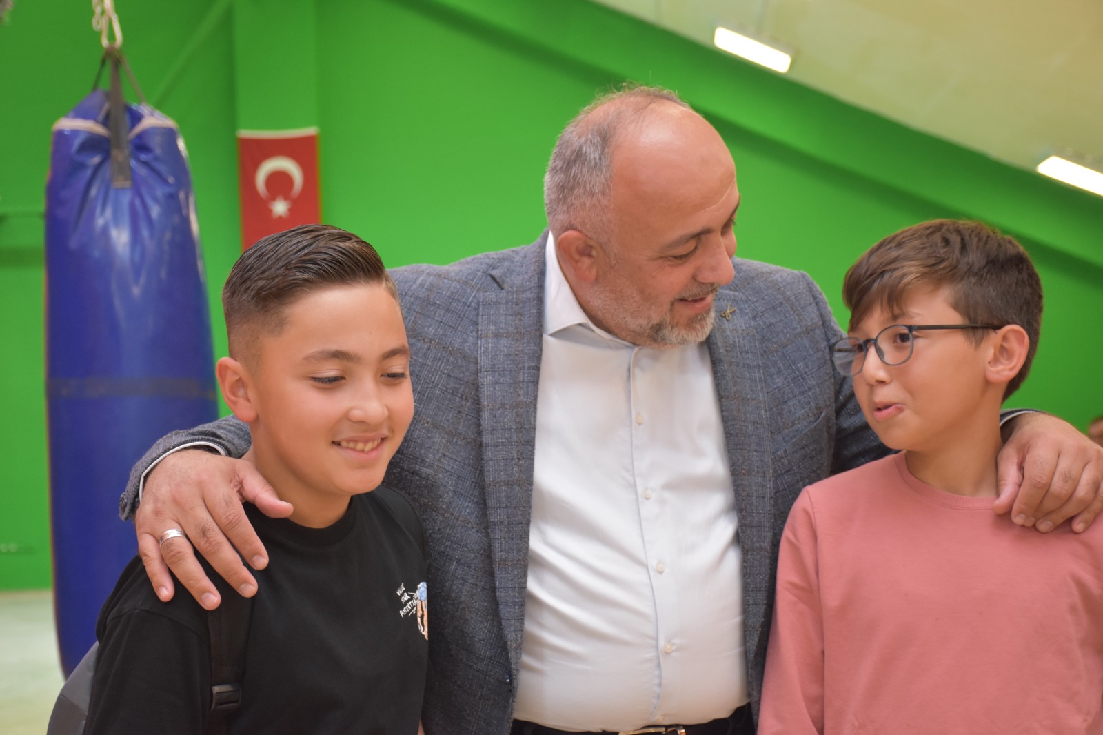 AFYONKARAHİSAR'DA BOKS SPORU CANLANIYOR