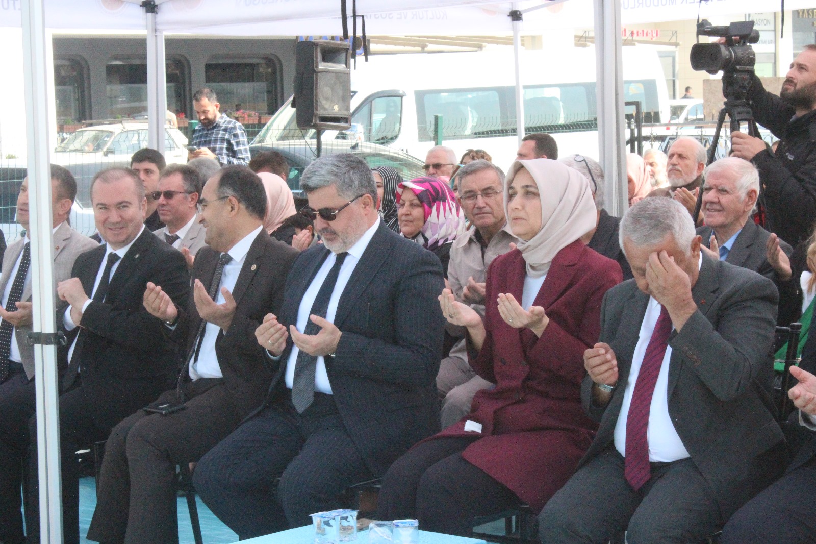 TESİSİN EN ÖNEMLİ ÖZELLİĞİ TERAPİ MERKEZİ OLMASI