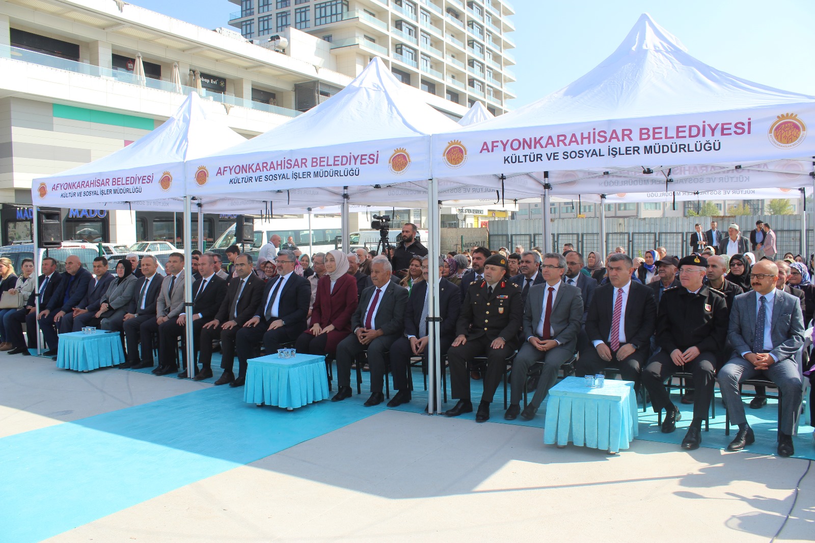 TESİSİN EN ÖNEMLİ ÖZELLİĞİ TERAPİ MERKEZİ OLMASI