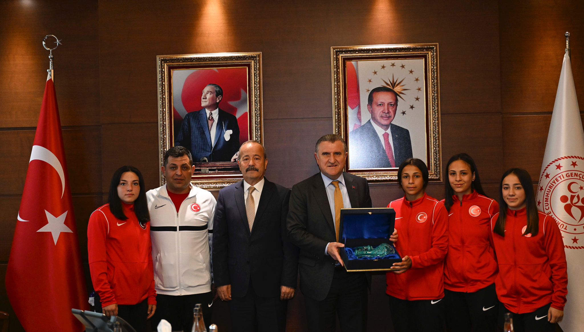 TAYTAK ÇAĞRIYA CEVAPSIZ KALMADI