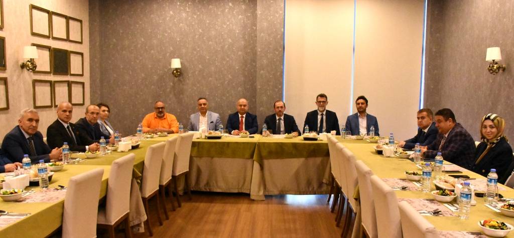 YAPI İŞLERİ VE TEKNİK DAİRE BAŞKANI YILDIRIM’A VEDA