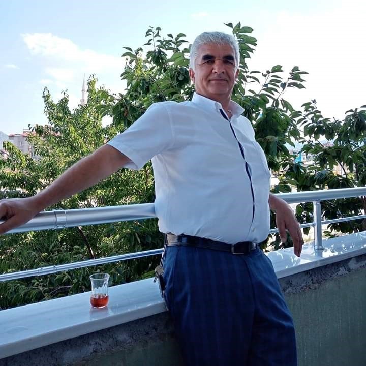YOLCU MİNİBÜSÜ KAZA YAPTI