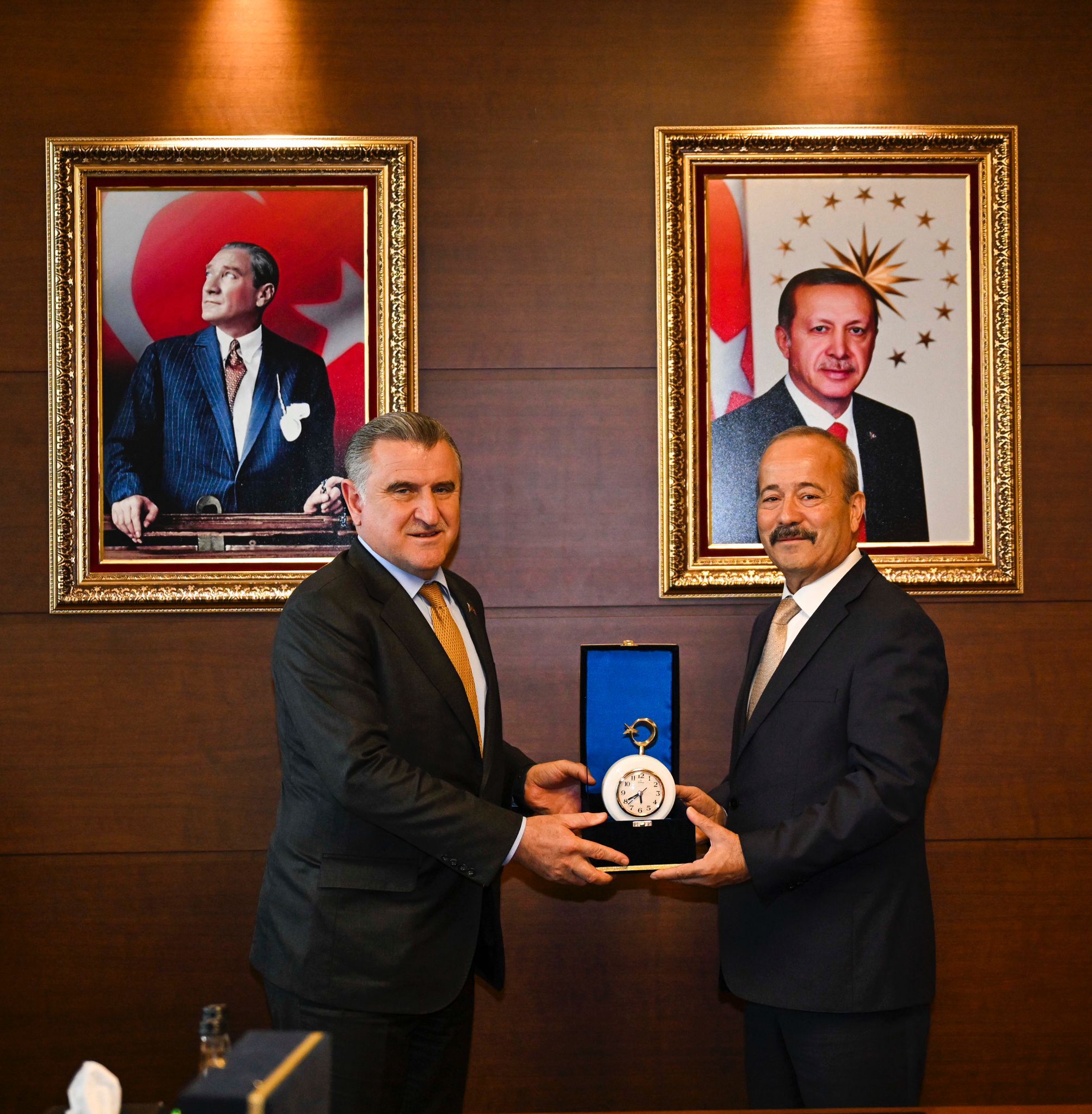 MİLLETVEKİLİ TAYTAK'TAN İSCEHİSAR'A DESTEK