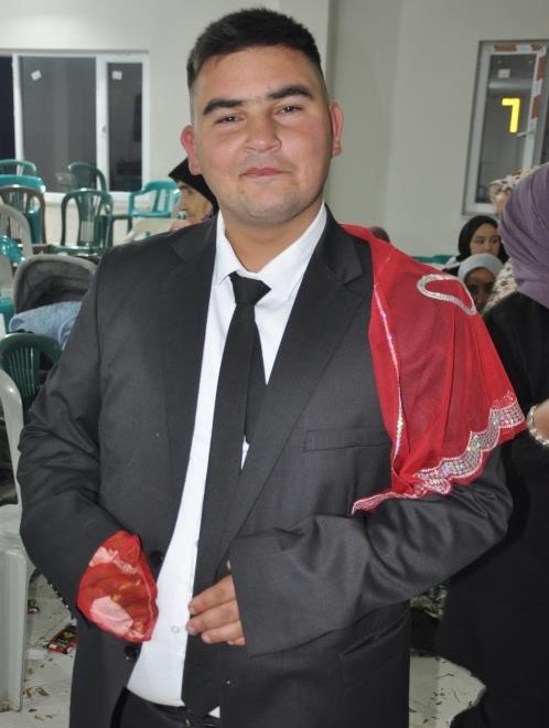 DİLLERE DESTAN ASKER EĞLENCESİ YAPTILAR