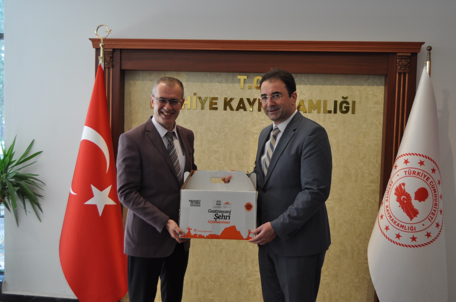 EGE GAZETECİLER FEDERASYONU FETHİYE'DE TOPLANDI