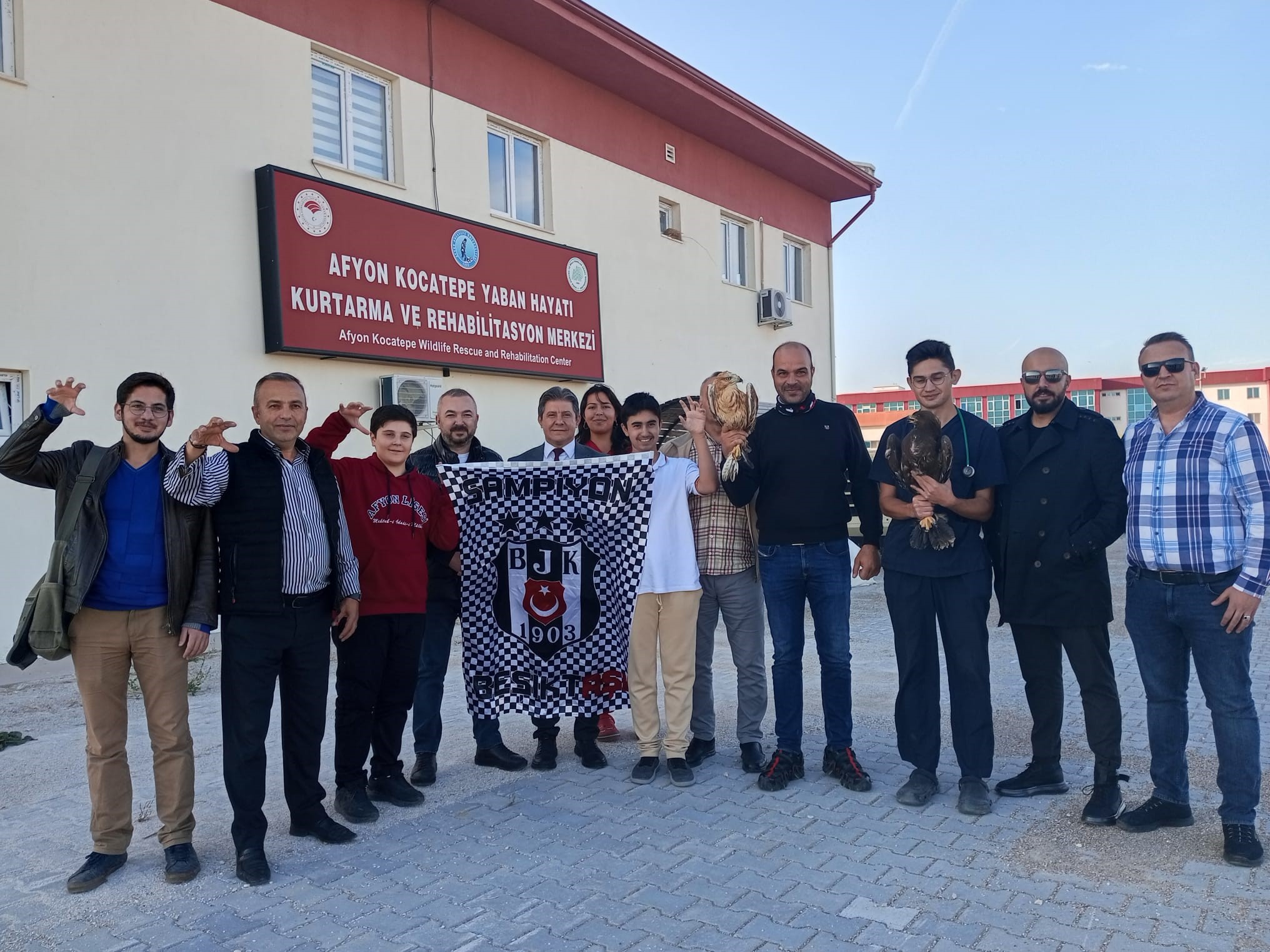 ORMAN KARTALI VE ŞAHİN DOĞAYA SALINDI