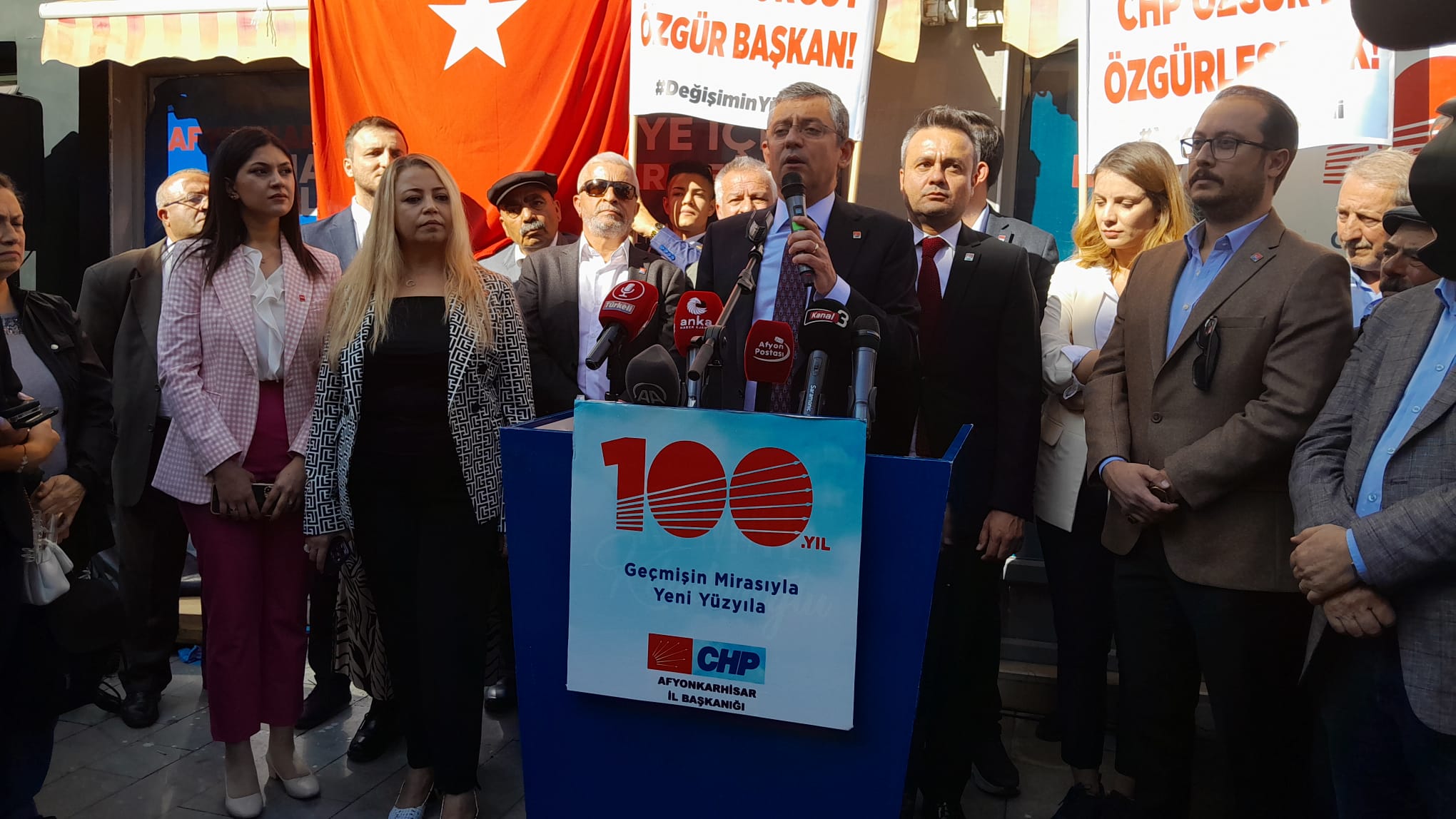 CHP'Lİ ÖZEL AFYONKARAHİSAR'DA