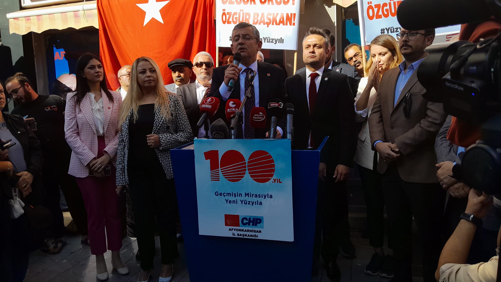 CHP'Lİ ÖZEL AFYONKARAHİSAR'DA