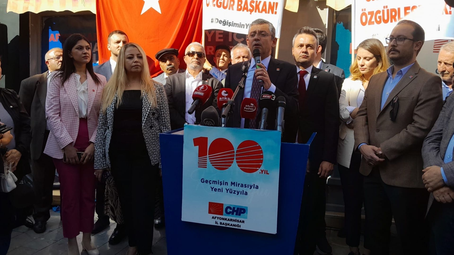 CHP'Lİ ÖZEL AFYONKARAHİSAR'DA