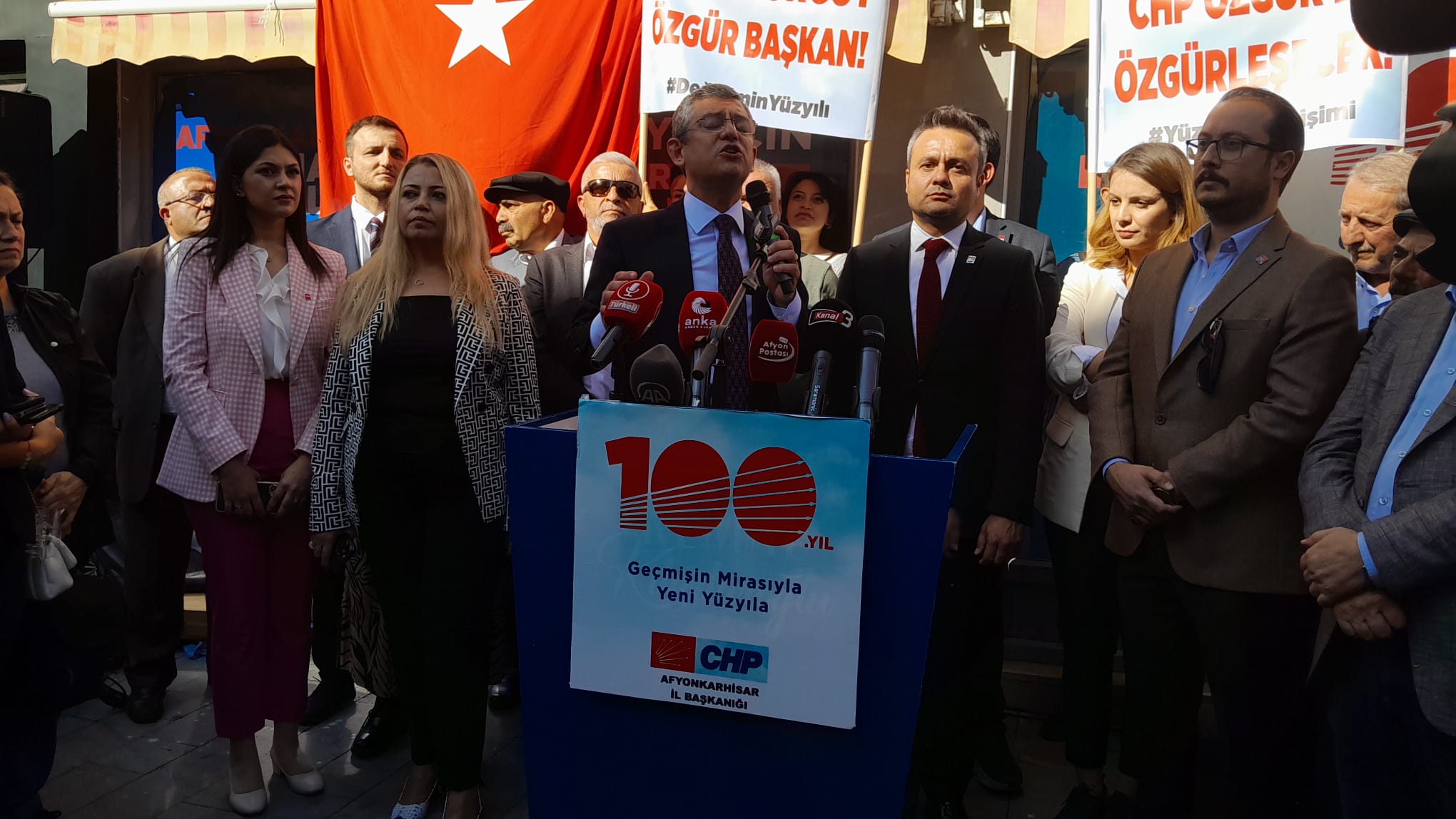 CHP'Lİ ÖZEL AFYONKARAHİSAR'DA