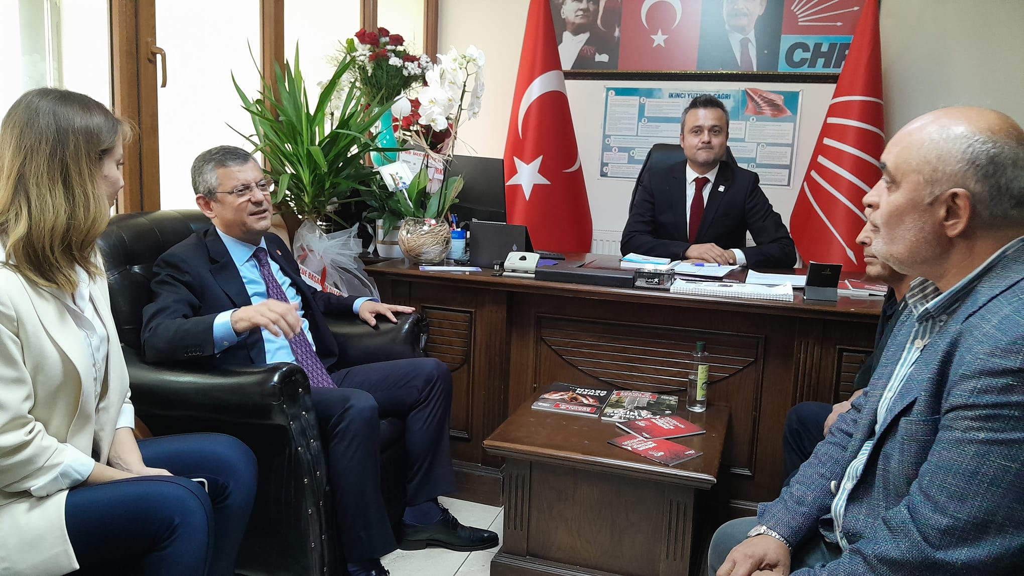 CHP'DE BASINA KAPALI TOPLANTI YAPILDI