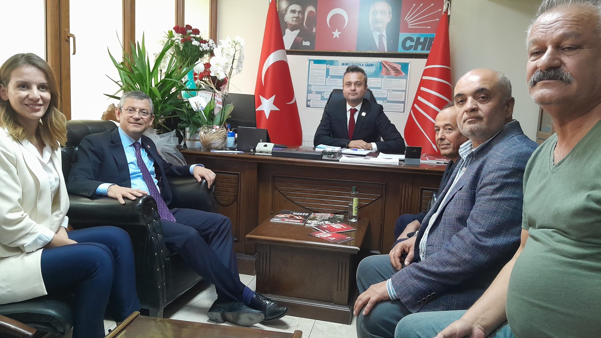 CHP'DE BASINA KAPALI TOPLANTI YAPILDI