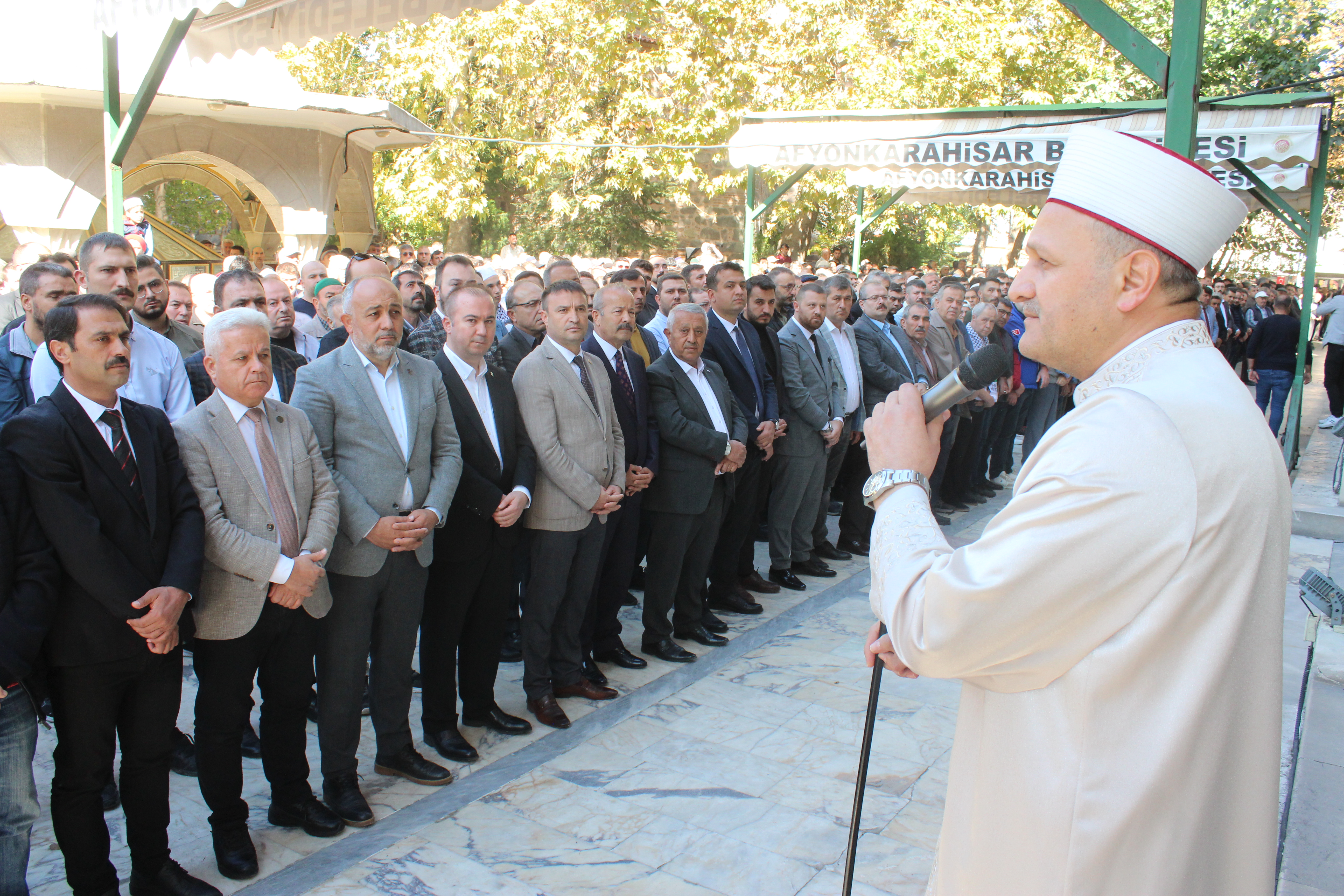 "KUDÜS MÜSLÜMANLARIN KIRMIZI ÇİZGİSİDİR"