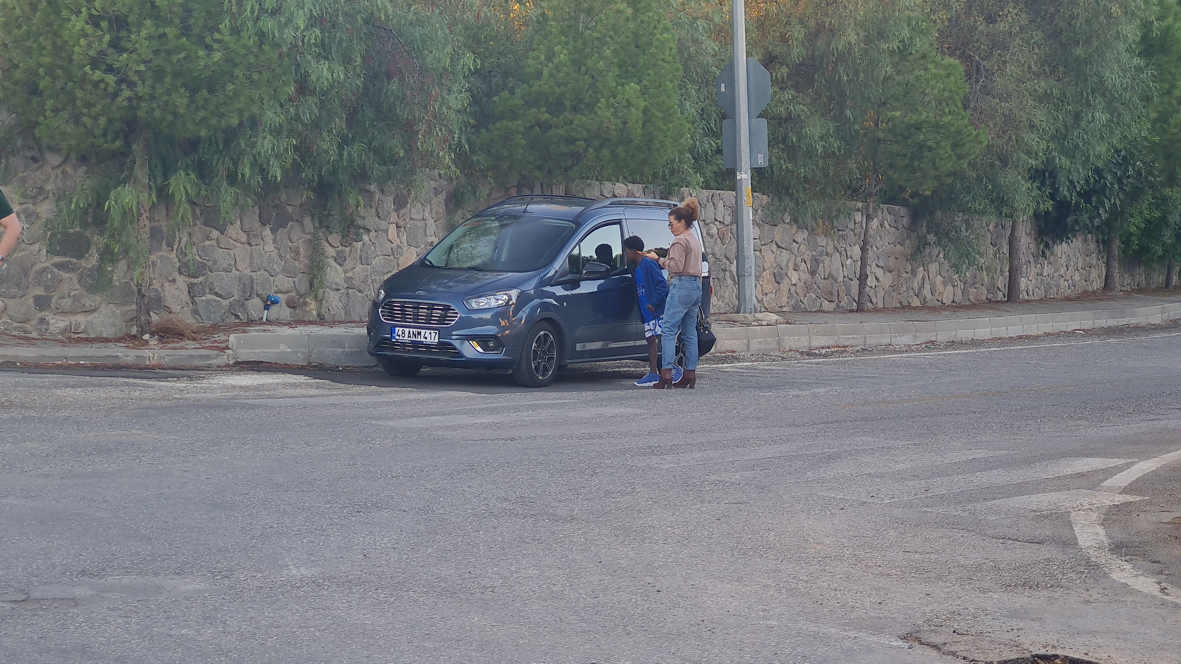 ÜNLÜ OYUNCU BODRUM’DA KAZA YAPTI