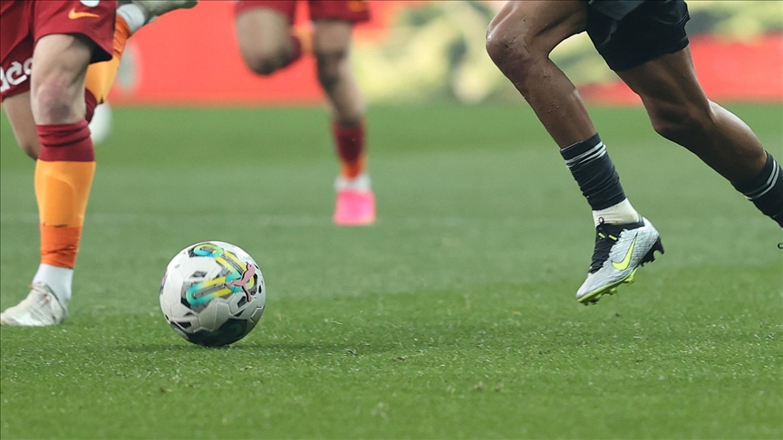 BEŞİKTAŞ VE GALATASARAY KARŞI KARŞIYA GELİYOR