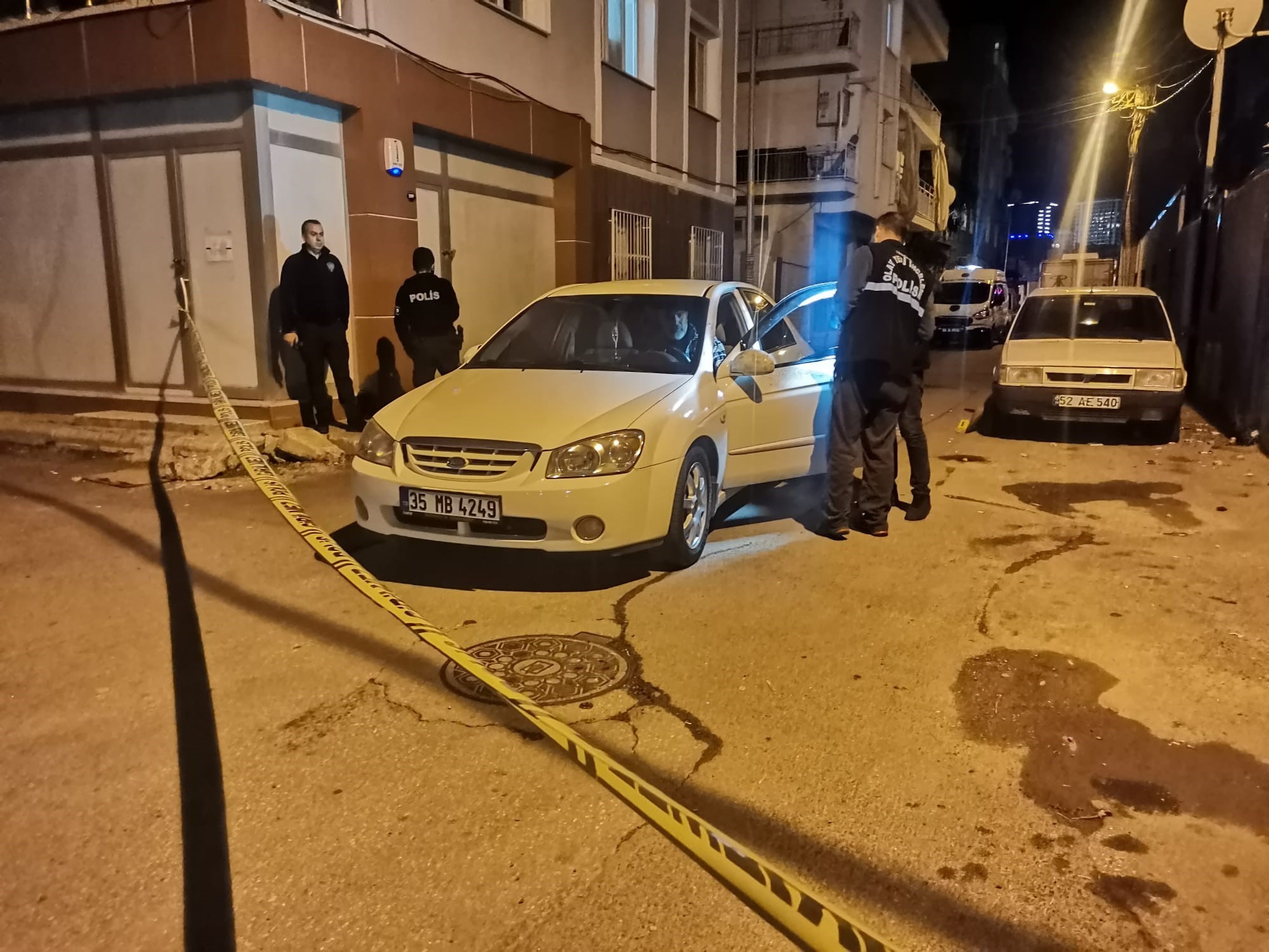 TUTUKLANAN CİNAYET ZANLISININ AİLESİ SINIR DIŞI EDİLECEK