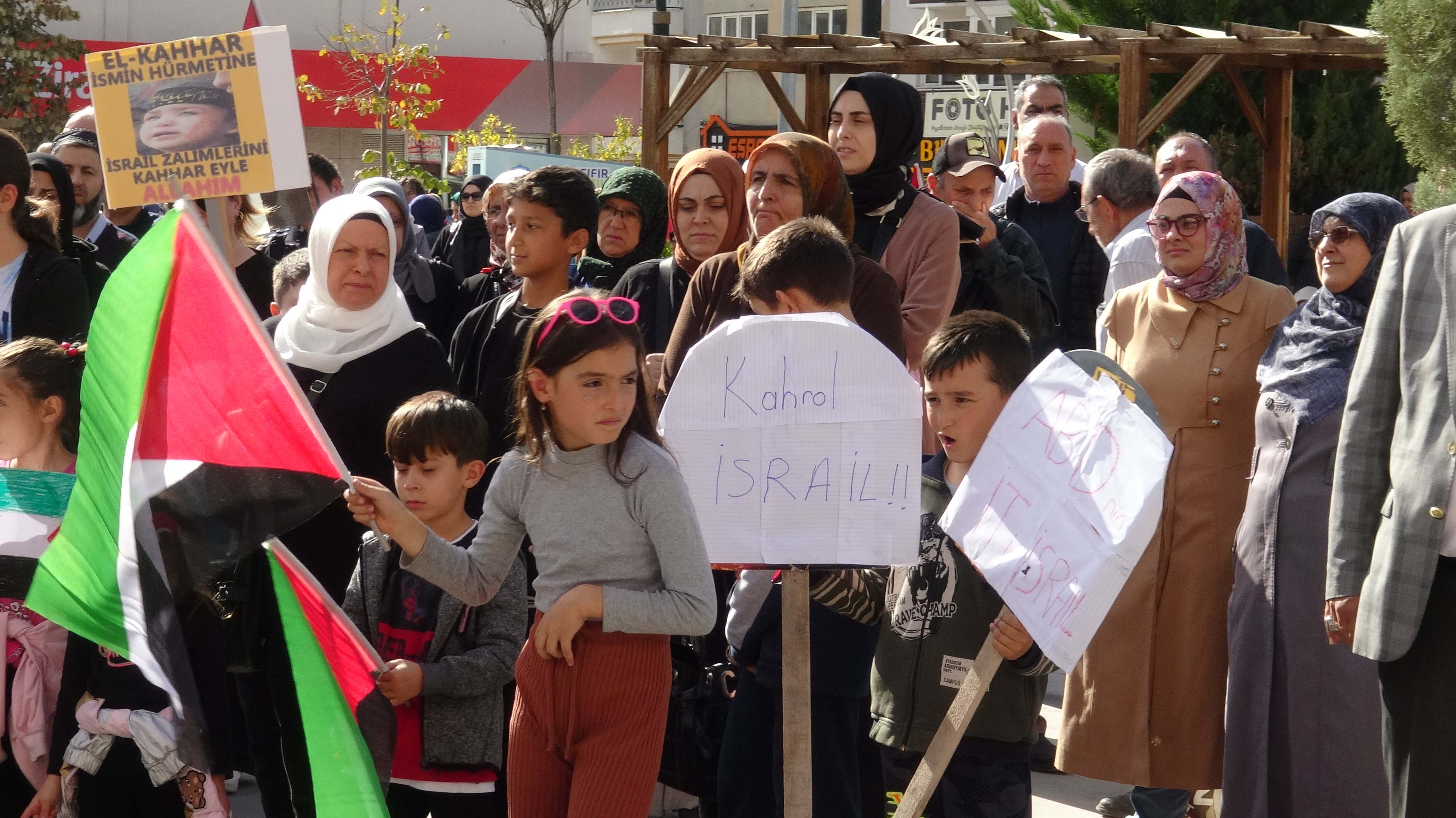 SANDIKLI'DA FİLİSTİN'E DESTEK MİTİNGİ DÜZENLENDİ