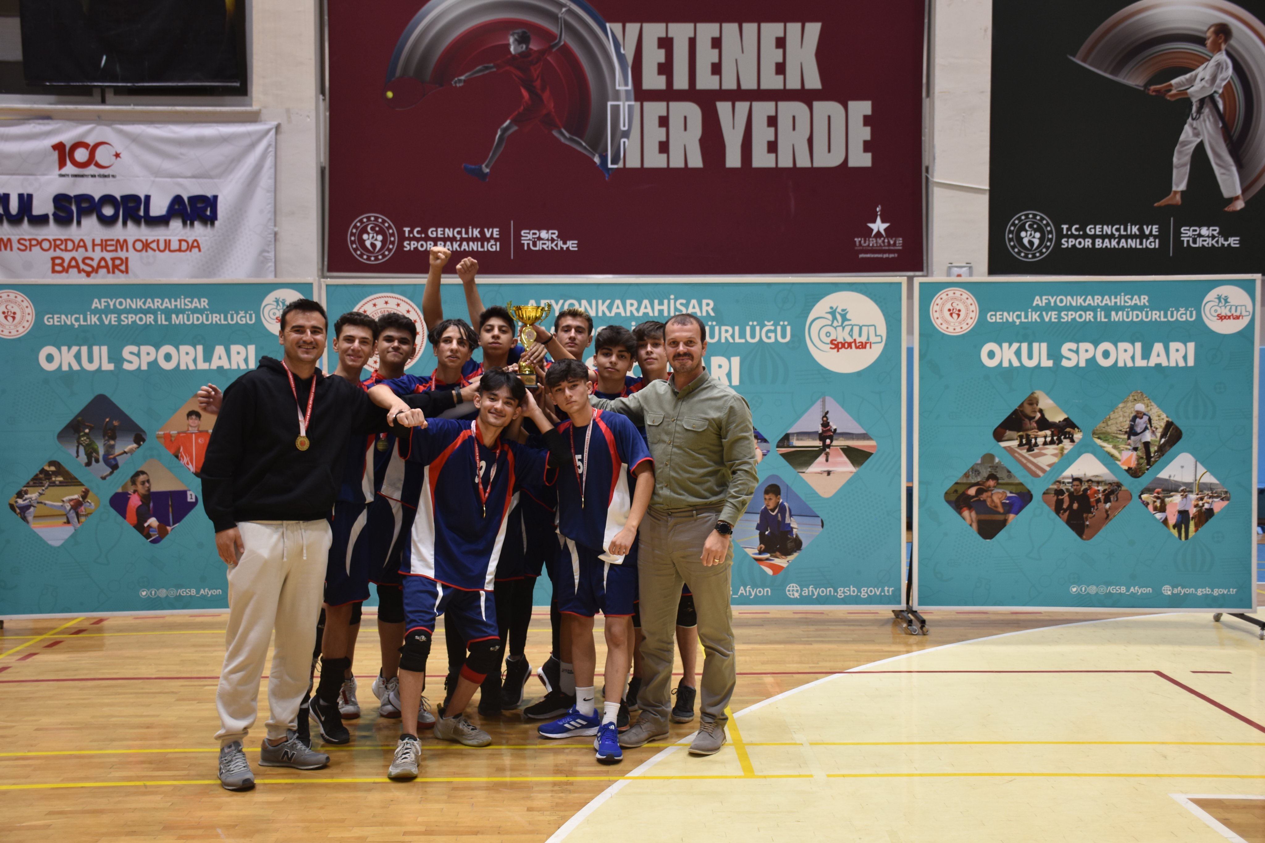 KUPAYI PAYLAŞTILAR AFYON'U BİRLİKTE TEMSİL EDECEKLER