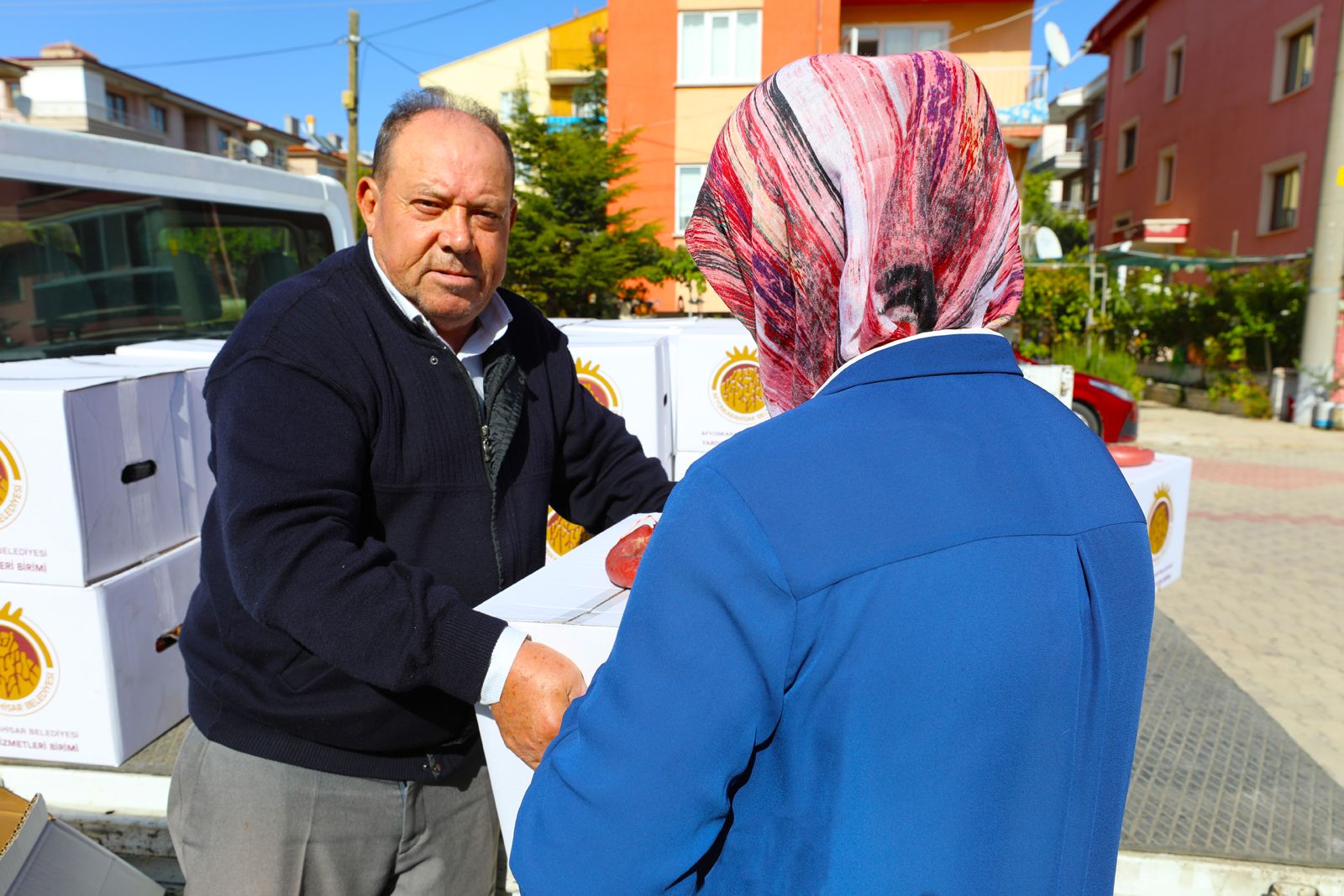 “İHTİYAÇ SAHİBİ VATANDAŞLARIMIZIN YANINDAYIZ”