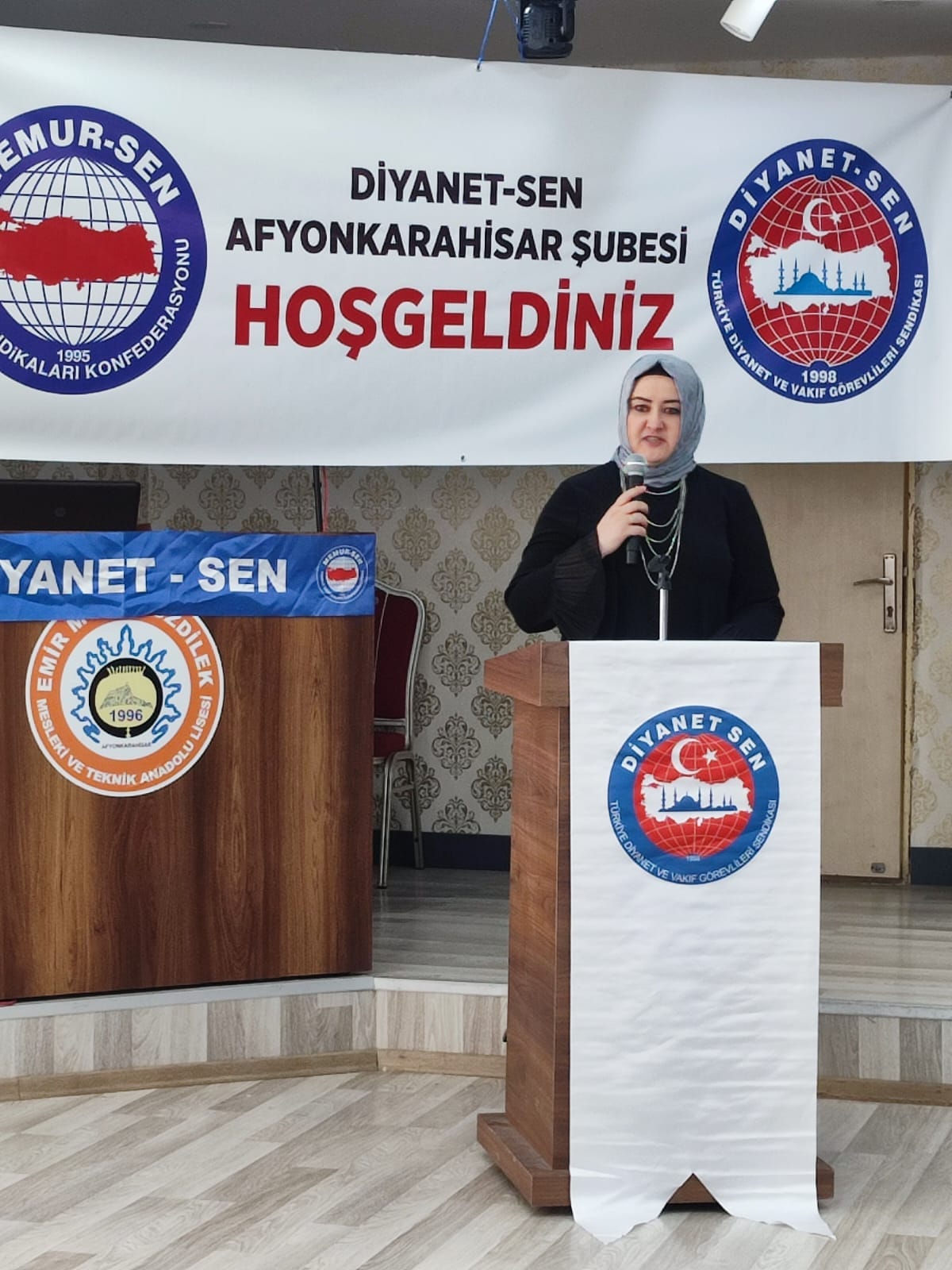 FİLİSTİN’DE YAŞAMINI YİTİREN SİVİLLER İÇİN DUA ETTİLER