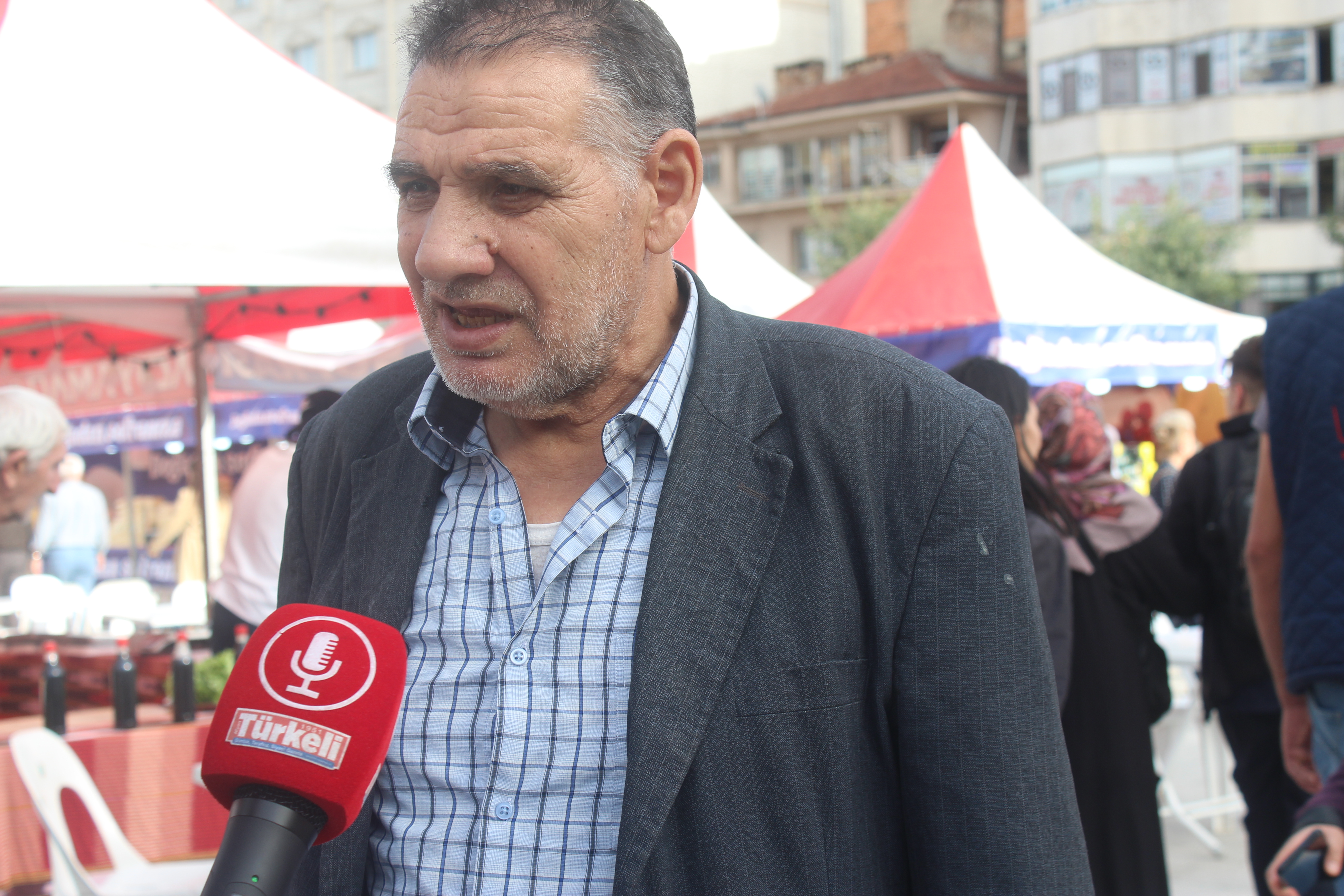 AFYONKARAHİSARLILARA  İSRAİL FİLİSTİN SAVAŞINI SORDUK